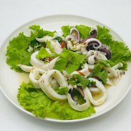 ปลาหมึกนึ่งมะนาว