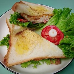 ริมฝั่งคลอง สโลว์บาร์