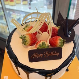 Vanilla cake (1Pound)