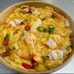 ข้าวไข่ข้นกุ้งพริกสด