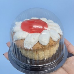 เค้กครีม หน้าดอกไม้ สอดไส้แยม