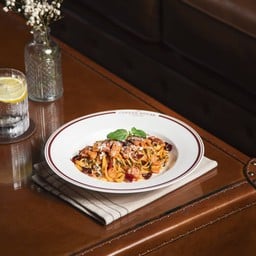 พาสต้าอากลิโอโอลิโอเบคอน