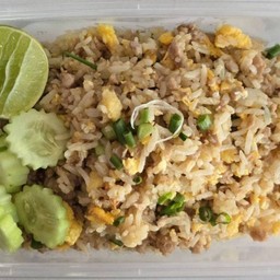 ข้าวผัดหมูสับ
