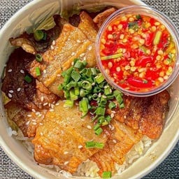 ข้าว หน้าหมูเตาถ่าน