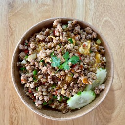 ข้าวหมูสับคั่วพริกเกลือ