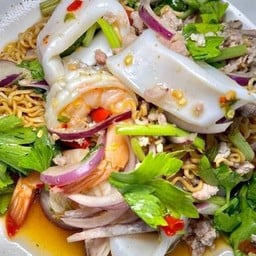 ยำมาม่า