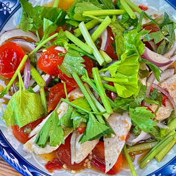 ยำไข่แดงหมูยอ ไม่ปลาร้า