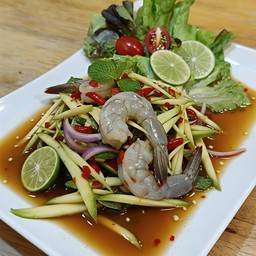 ยำมะม่วงกุ้งสด