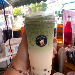 นมหมีชาเขียว
