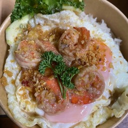 ข้าวไข่ดาวทะเลกระเทียม