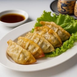 เกี๊ยวซ่่าโกต้อม (ทอดน้ำมัน) 5ชิ้น