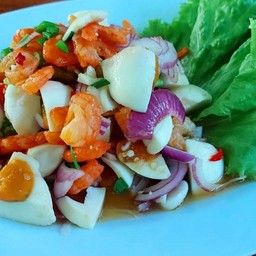 ยำไข่เค็ม