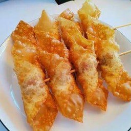 เกี๊ยวไข่นกกระทาเสียบไม้