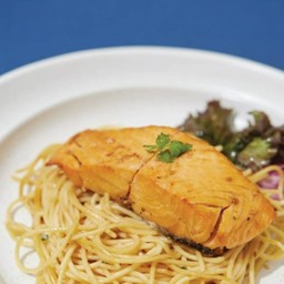 สปาเก็ตตี้สเต็กปลาแซลม่อน