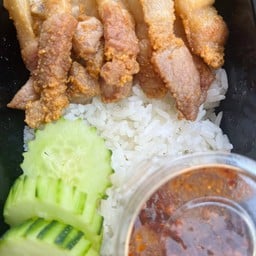 ข้าว+สามขั้นทอดน้ำปลา