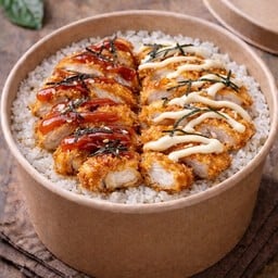 ข้าวไก่กรอบซอสดูโอ้