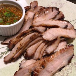 คอหมูย่าง