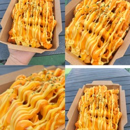 เฟร้นฟรายถาดรสดชีสฉ่ำ