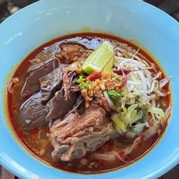 ร้านน้ำเงี้ยวเจียงฮาย(ยายนาย)