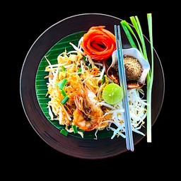 ผัดไทยกุ้งสดออริจินอล