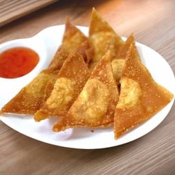 เกี๊ยวกรอบไก่ (7 ชิ้น)