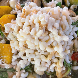 แกงเห็ดไข่มดแดง