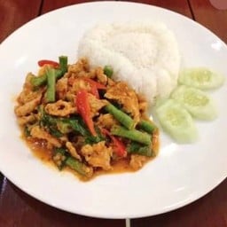 ข้าวผัดกะเพรา