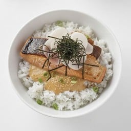 ข้าวหน้าปลาแซลมอน ซอสมิโสะ