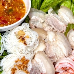 เมี่ยง & หมูทอด จิ้มแจ่ว