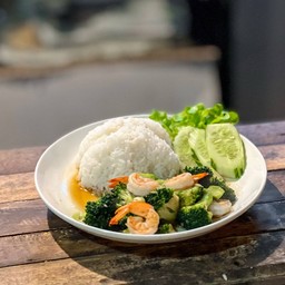 ข้าวกุ้งผัดบล็อคโคลี่🦐🥦