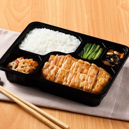 หมูหมักซอสมิโสะย่างถ่าน