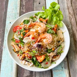 ยำมาม่า