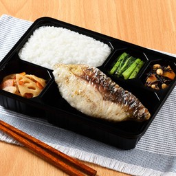 ปลาซูซูกิย่างถ่าน