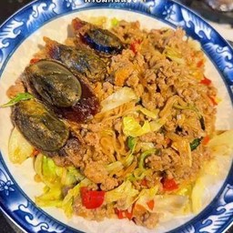 แม่หมูตำกระจาย