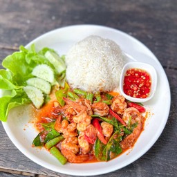 ผัดพริกแกง