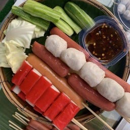 ปิ้งย่างเตาถ่านน้ำจิ้มรสเด็ด(ครัวฉุน) Chun