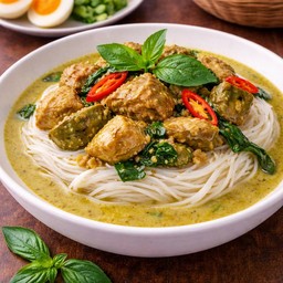 ขนมจีน แกงเขียวหวานไก่