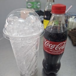 โค้ก+น้ำแข็ง