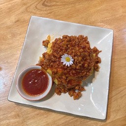 ข้าวไข่ข้นซอสหมูสับ