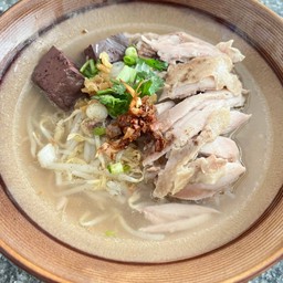 ก๋วยเตี๋ยวไก่