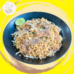 มาม่าผัดไท หมูชิ้น