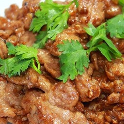 ข้าวหมูกระเทียม