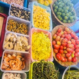 ร้านส้มตำสามพี่น้อง&หมูทอด3รส ฟู๊ดแคมป์เซ็นทรัลพิษณุโลก