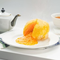 พายเปี๊ยะลาวาไข่เค็ม