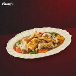 เส้นใหญ่ราดหน้าเนื้อปลากะพงเต้าซี่