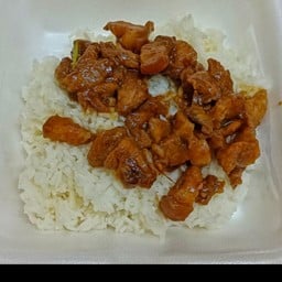 ข้าวราดหมผุกะปิ