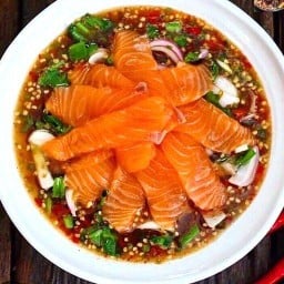 ยำ - แสบ - เต็ด