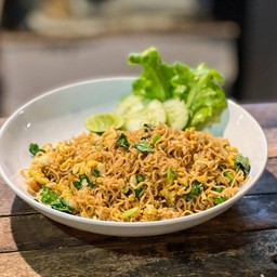 มาม่าผัดไข่🍜