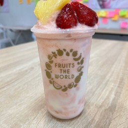 สตรอเบอร์รี่ + สับปะรด โยเกิร์ต