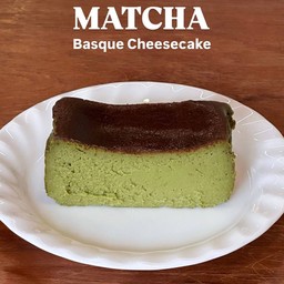 ชีสเค้กหน้าไหม้รสมัทฉะ